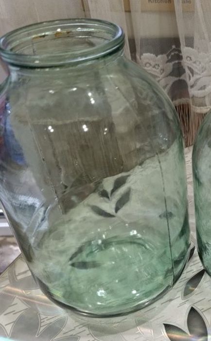 Продам 3х 2х литровые банки