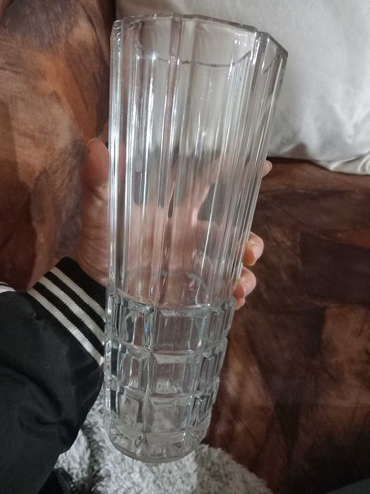 Масивна кистална ваза