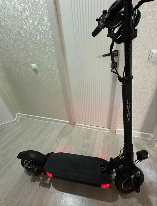 Электросамокат Joyor Y7-S