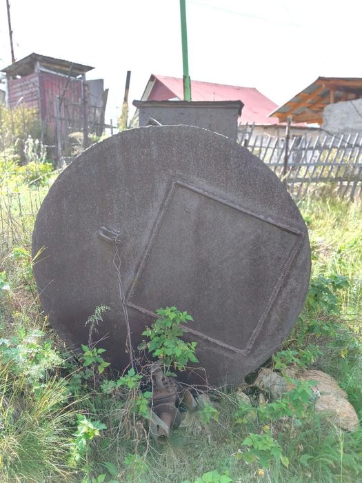 Продам металлическую бочку