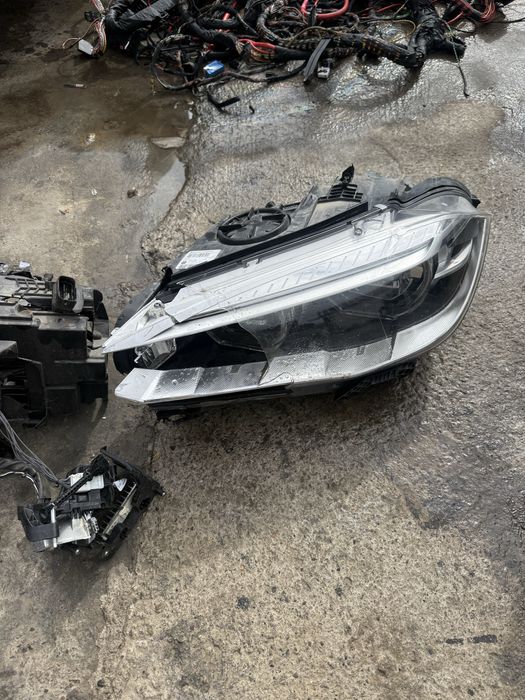 Лед фарове Бмв х5 х6 ф15 ф16 за части!