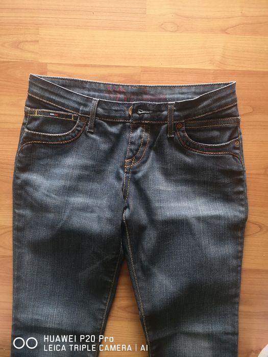 Blugi hilfiger denim de damă