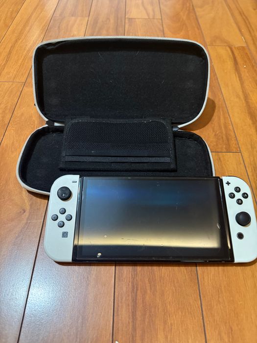 Nintendo Switch 1 OLED