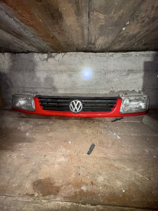 Фары решотка телевизор фольксваген поло