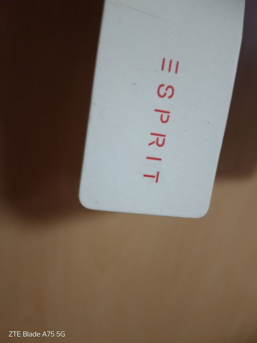 Дамски плетен шал на Esprit