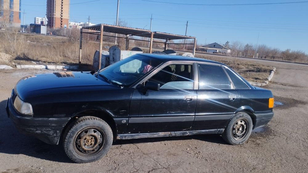 Продам Ауди 80 б3