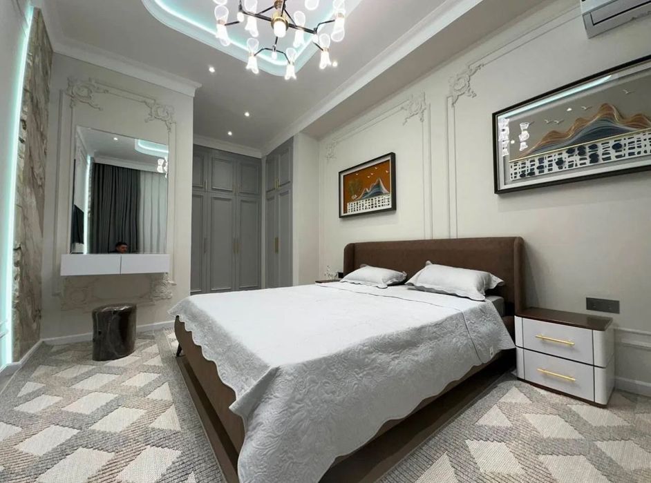 Метро Ойбек 4 комнт й Сдаётся необыкновенная квартира в новостройке