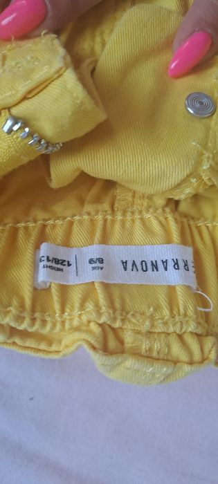 Полички  на Зара