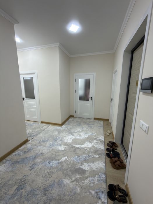3 комн квартира в МАНЗАРА срочно