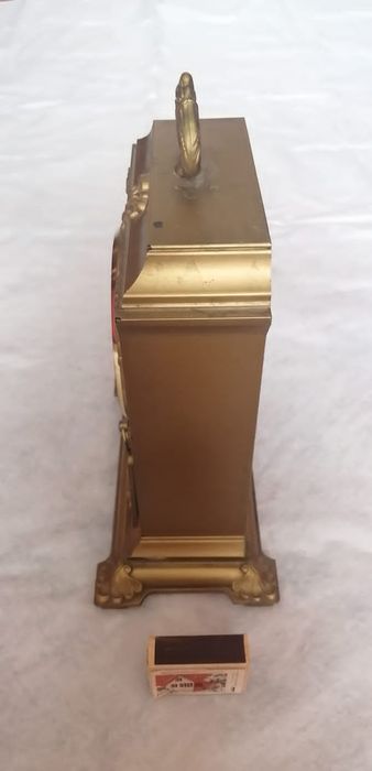 Продам настольные часы