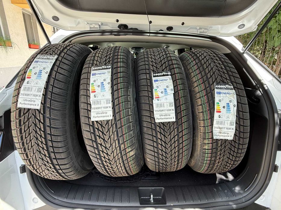 Set 4 anvelope de iarnă GOODYEAR UltraGrip Performance 3