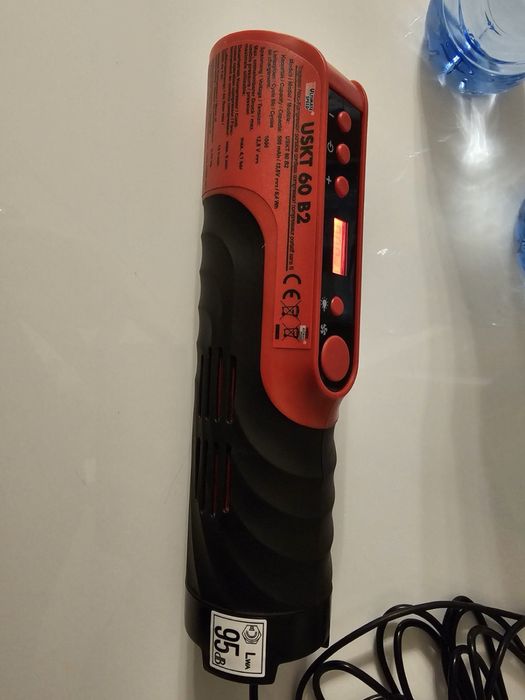 Мини компресор на батерии