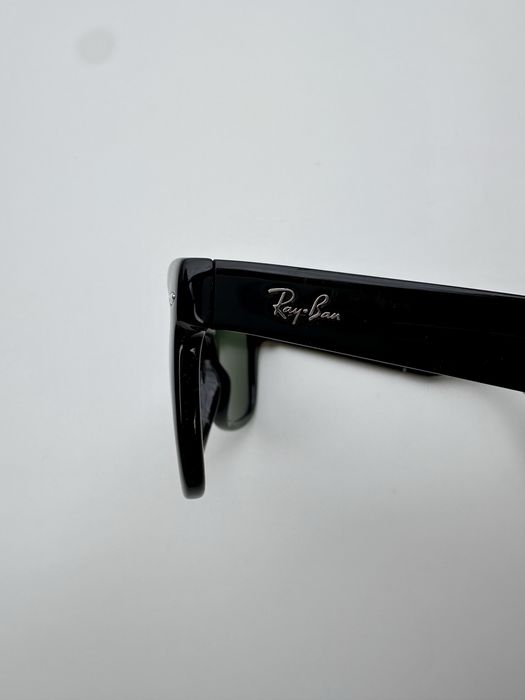 Ray Ban RB4105 Folding Wayfarer