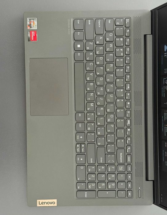 Lenovo IdeaPad 5 – Ryzen 5, 8GB RAM, 512GB SSD