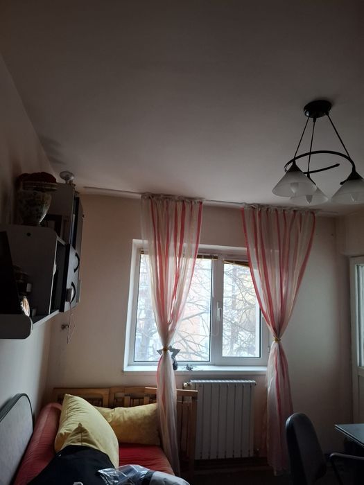 Vând apartament ultracentral 4 camere