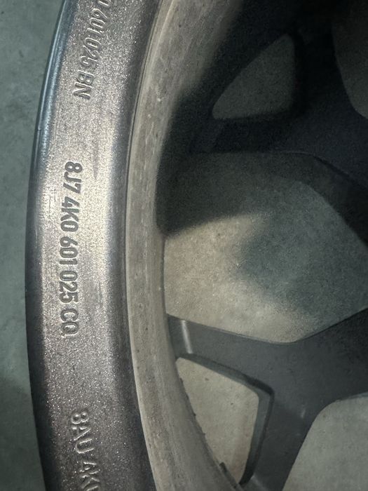 Джанта Ауди 1 бр 22 цола 10.5Jx22" ET19 Audi RS6 RS7 A6 4K C8
