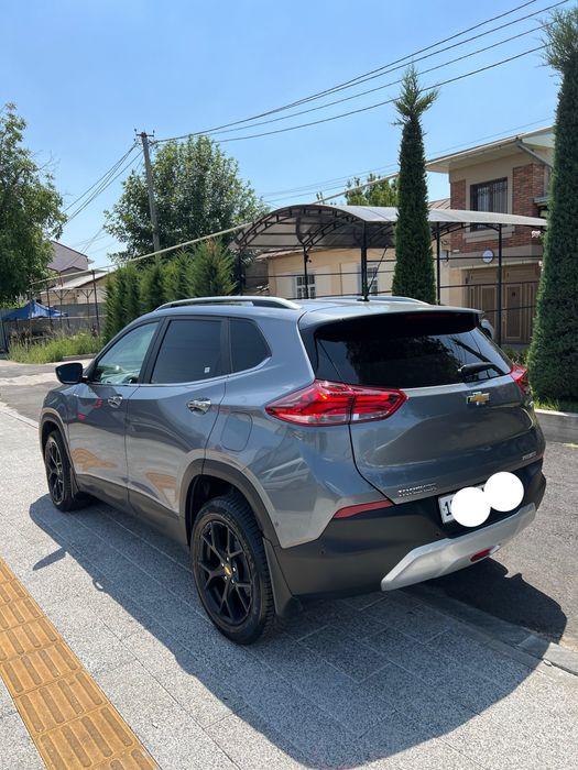 Tracker Premier Plus 2025