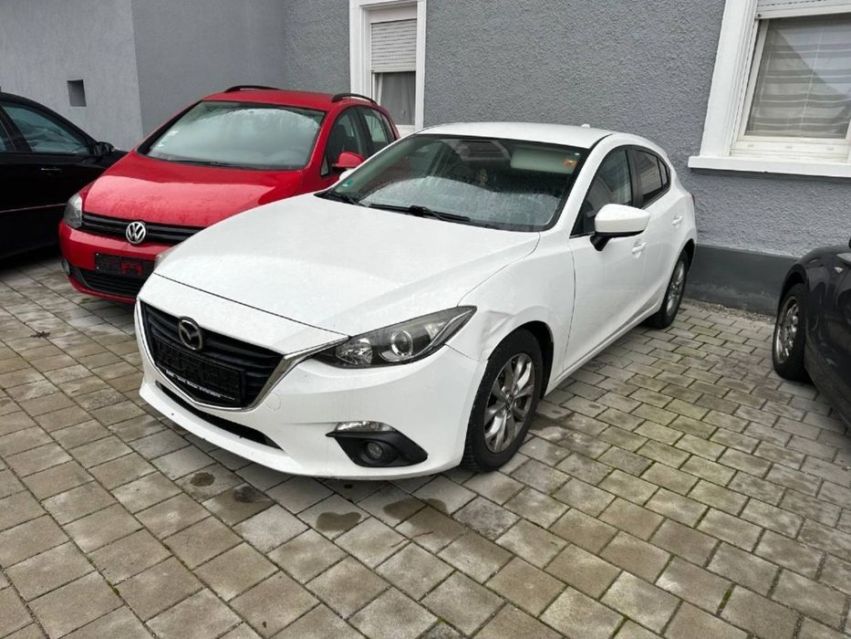 Mazda 3 2.2 skyaktiv 14g здраво табло Мазда 3