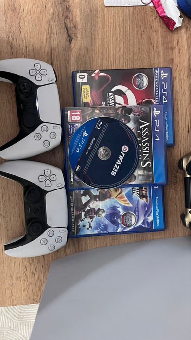 Продам playstation 5