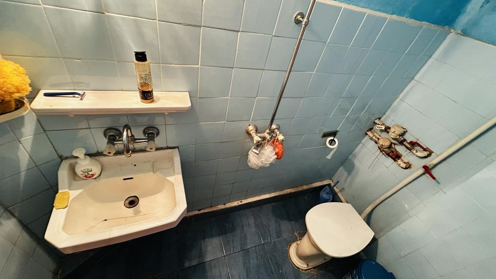 Дава се под наем Двустаен апартамент в Бургас, Зорница - 62 кв.м за 255 € - Снимка #3