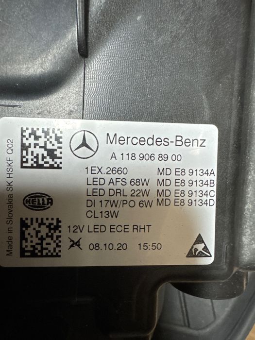 Фар за Мерцедес CLA w118