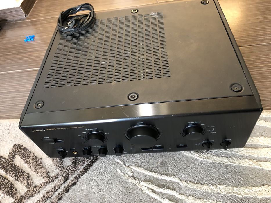 Onkyo A-8850 Стерео