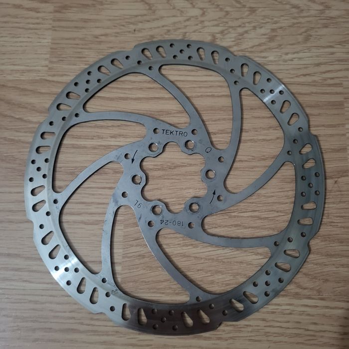 Продам велозапчасти