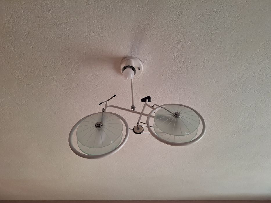 Висяща лампа колело и лампион в кафяво