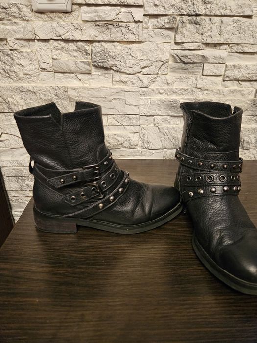 Кожаные полусапоги