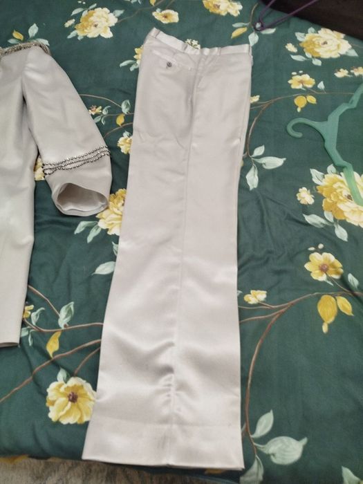 Эркаклар Костюм брюки сотилади