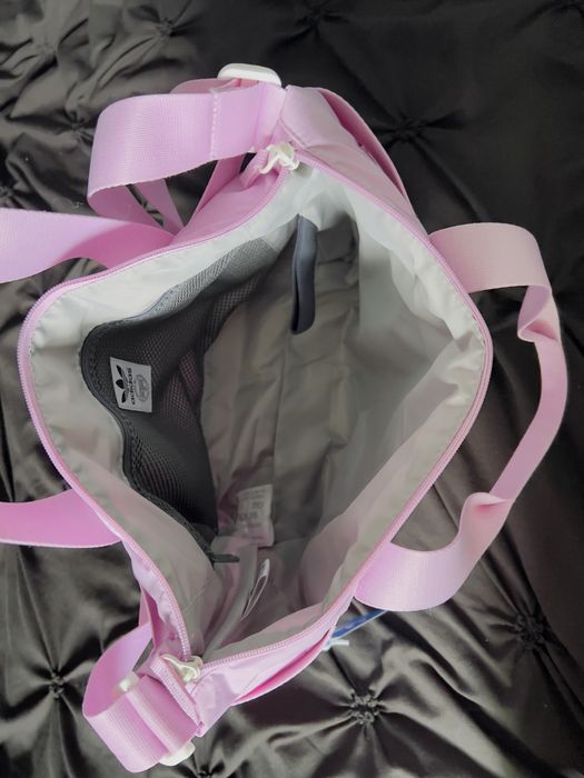 Спортен сак Adidas в млечно лилав цвят