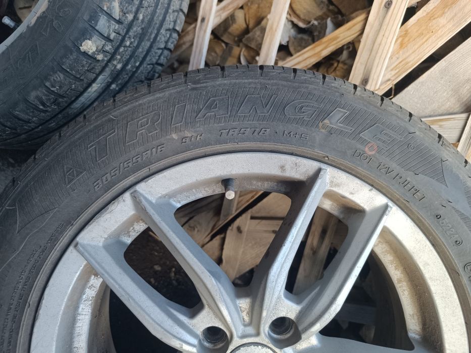 Продам Летние Шины с дисками R 16