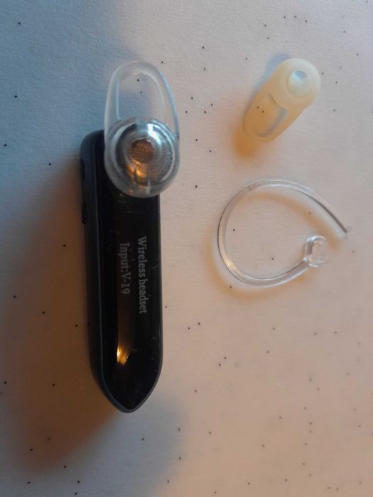 Bluetooth Headset V-19 autonomie mare nou 30 lei fix