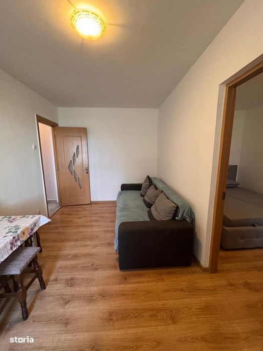 cv 90 Zona Vivo, Chirie apartament 2 camere, parter