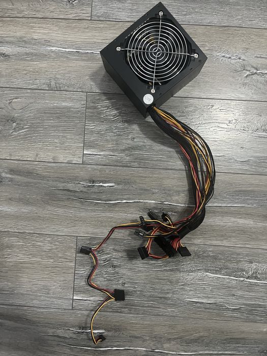 Vand sursa segotep 500w