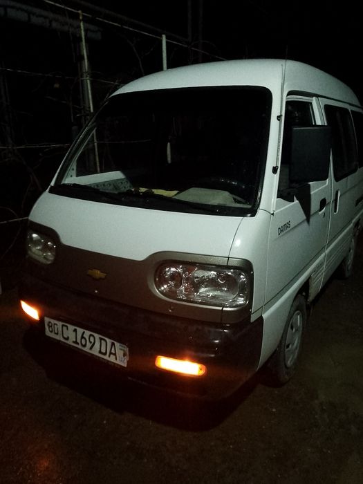 Дамас.сотилади.2011.