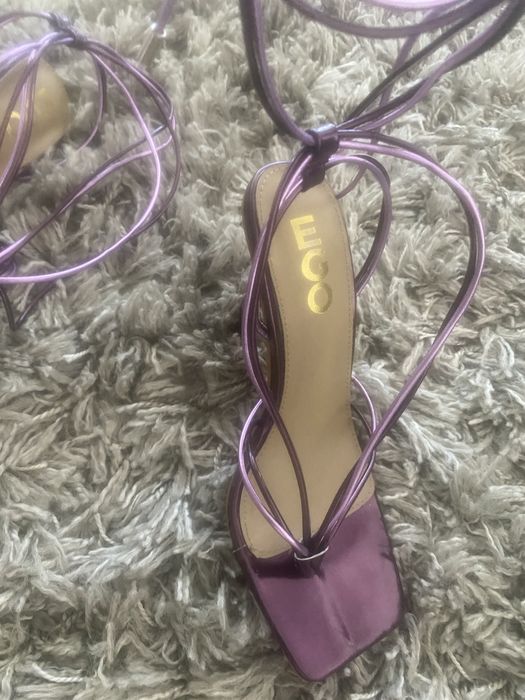 Sandale mov elegante