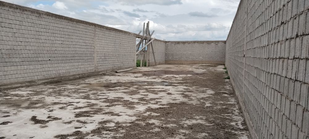 Продам коммерческие помещение 50 соток