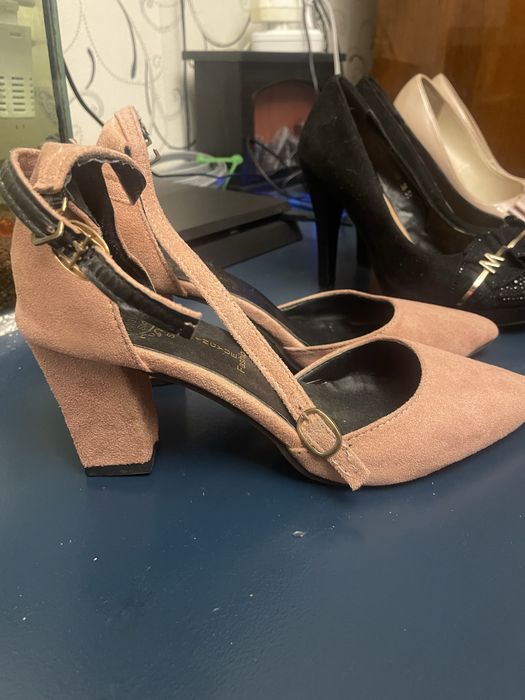 Продам туфли женские