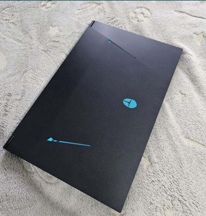 Игровой мощный ноутбук