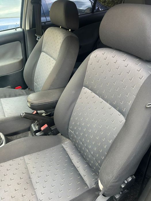 Skoda Octavia, 1.6 benzina, 275000km