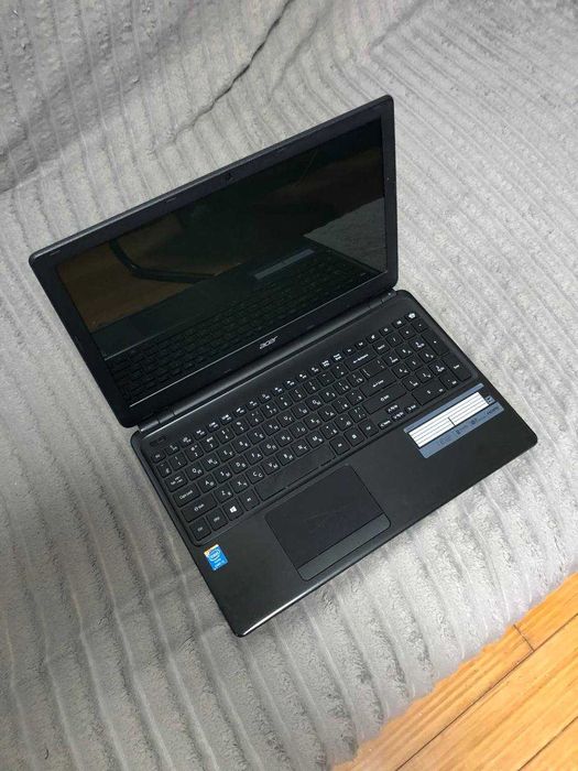 ASER ноутбук Продам intel core i5 озу 6гб работает отлично Win 10