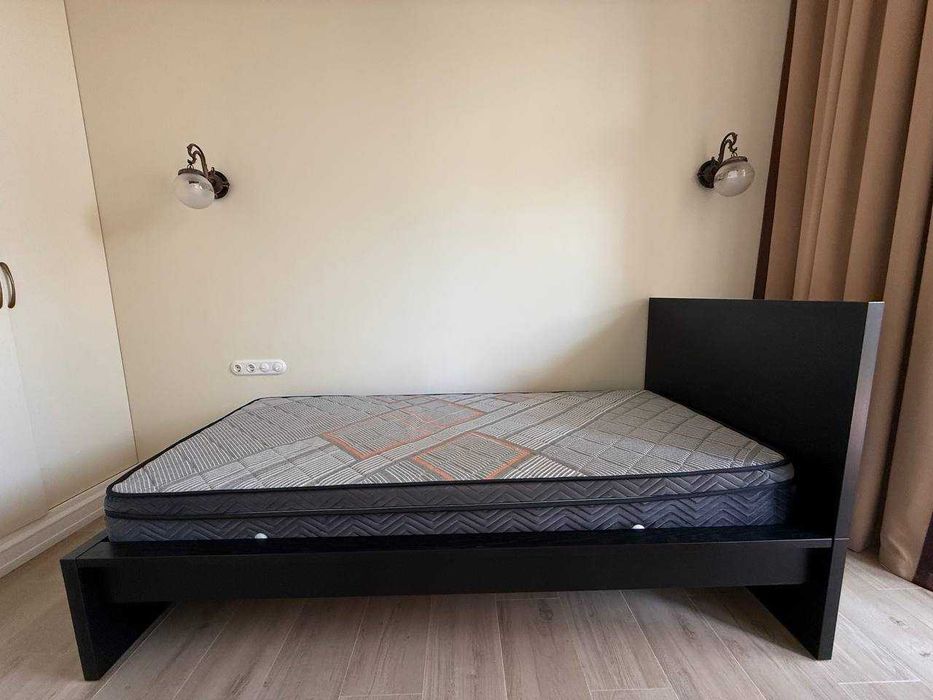 Кровать односпальная IKEA MALM 200*90 + реечное дно LUROY + матрас