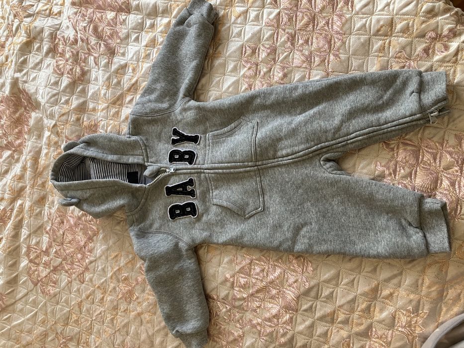 Продается детский комбинезон