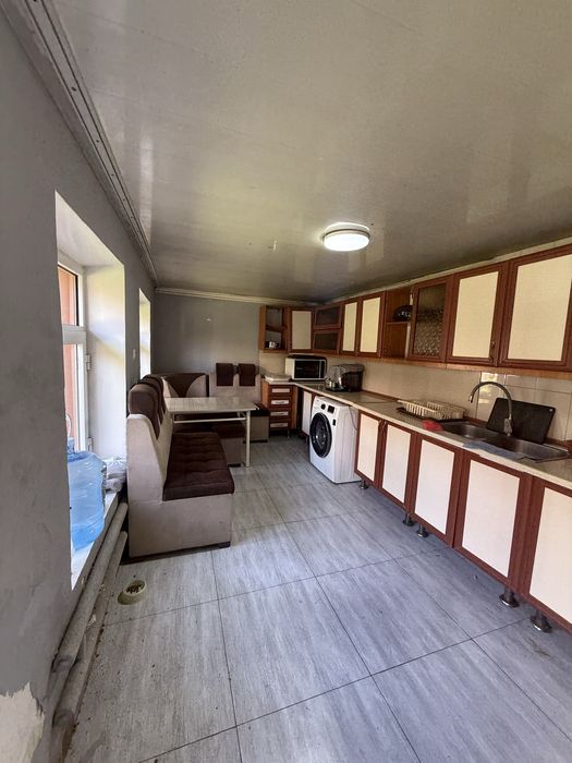 Сергели Киа автасалон орқаси Мошина бозор яқин ховли  5 сотих ер хисоб