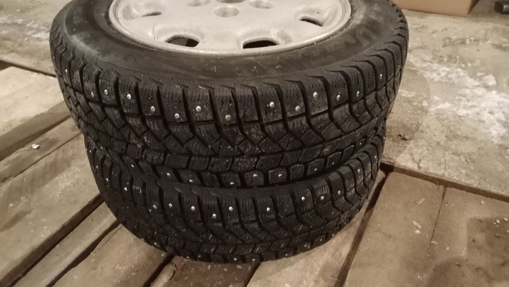 Продается шины виатти 2 штуки