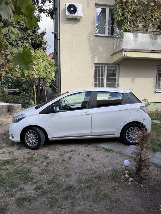 TOYOTA Yaris 2013 — imagine 4