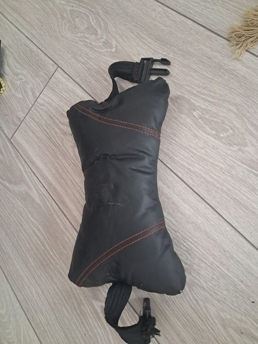 Подушка дорожная продам.