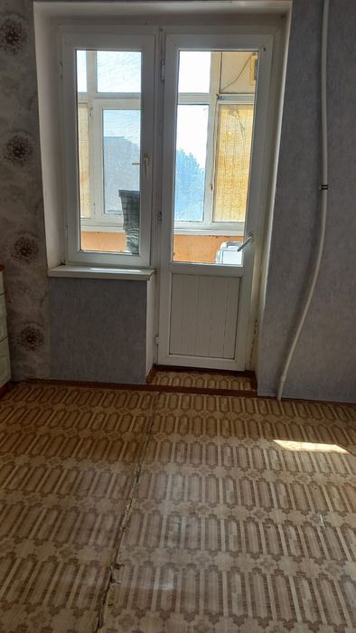 Продам  3 к.кв р-он Шанхай