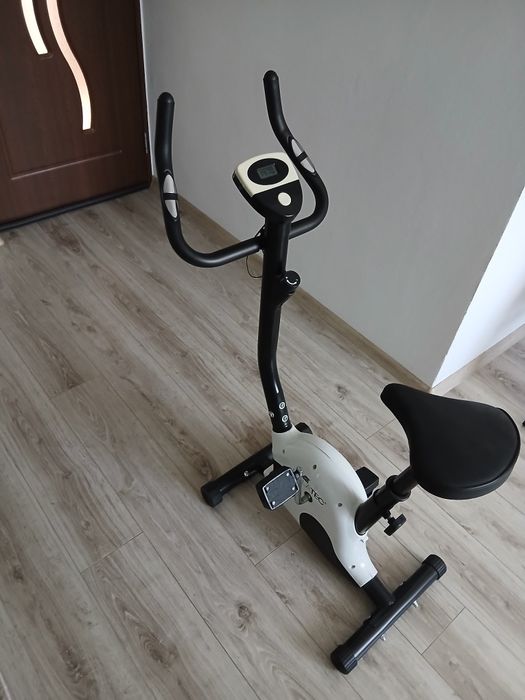 Vand bicicleta fitness Malatec